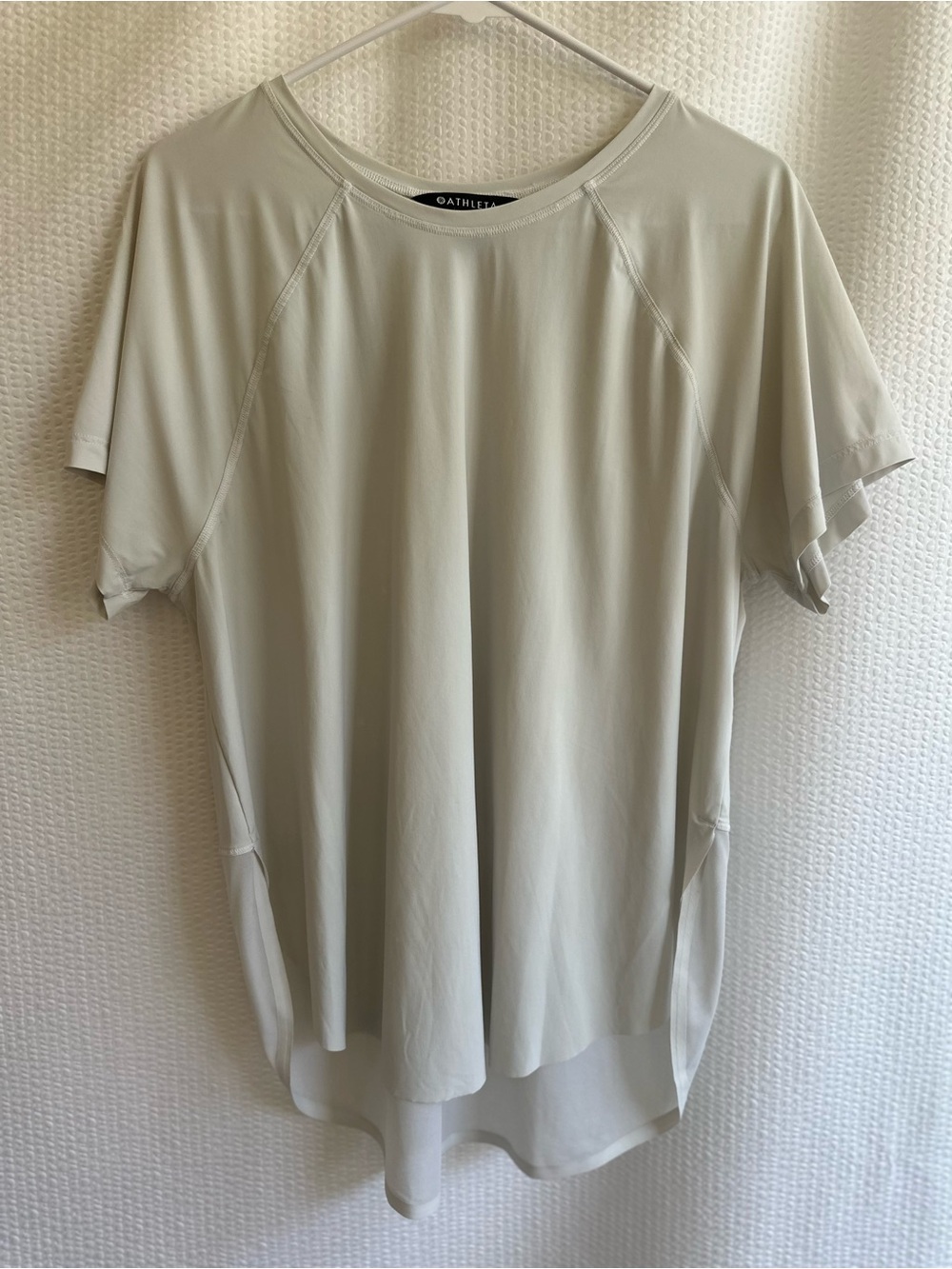 ATHLETA Ultimate Mesh Tee Light Gray Size Large Workout Running Athletic Top